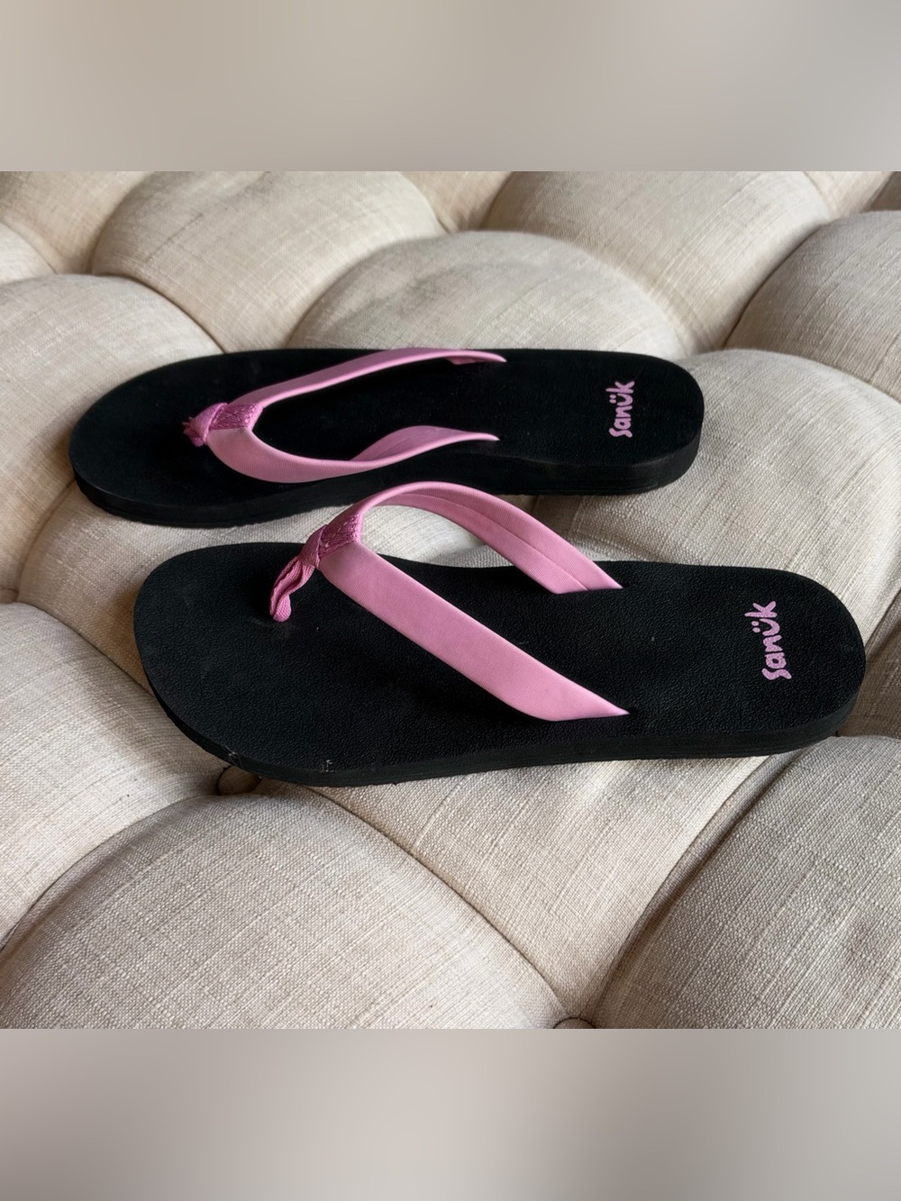 Sanuk Flip Flops